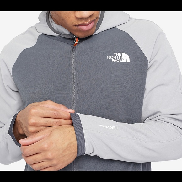 The North Face Full-Zip Hoodie. Size: Large - Picture 5 of 11